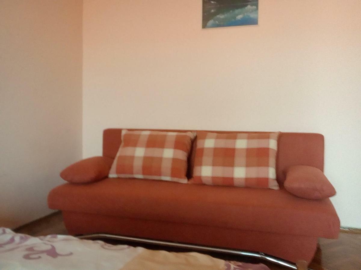 Feszek Apartman Appartement Bekescsaba Buitenkant foto